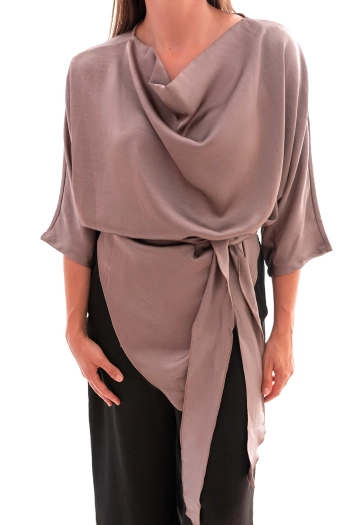 Satynowa bluzka z krótkim rękawem taupe - Celebracja Butik
