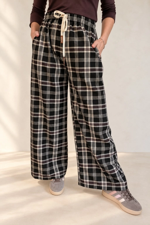 Spodnie damskie wide leg czarne w beżowo-brązową kratę ze sznurowaniem - Celebracja Butik